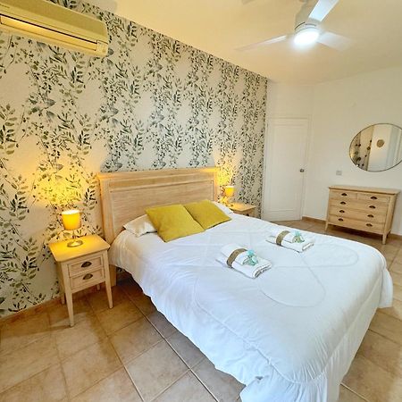 797 Holiday Rentals- Precioso Piso Con Vistas Al Jardin En Benalbeach เบนัลมาเดนา ภายนอก รูปภาพ