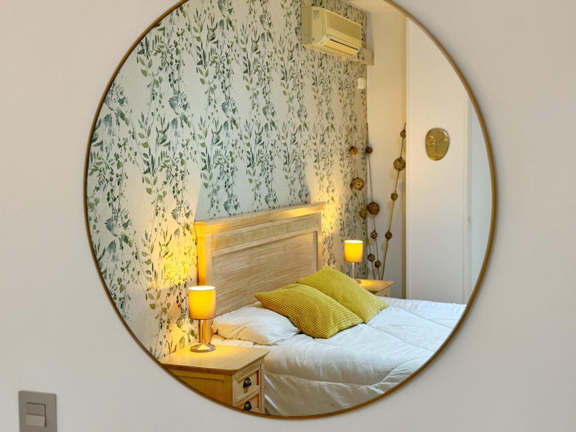797 Holiday Rentals- Precioso Piso Con Vistas Al Jardin En Benalbeach เบนัลมาเดนา ภายนอก รูปภาพ
